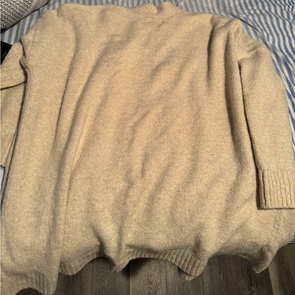 cardigan - Picture 2 of 2